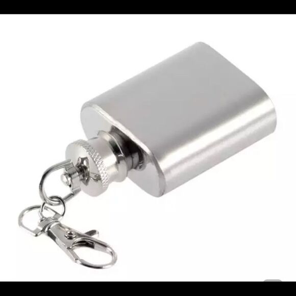 ( Flask) MINI KEY CHAIN FLASK - Picture 5 of 6